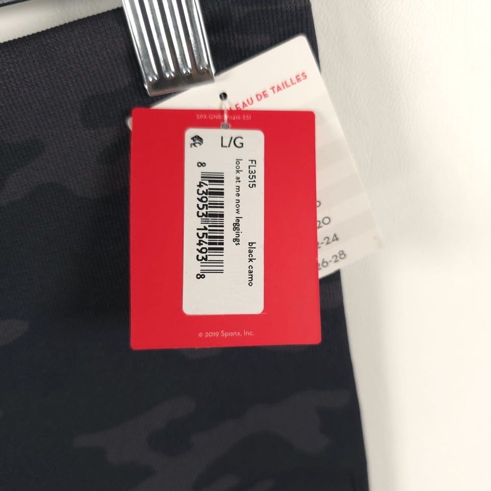 NWT SPANX BLACK CAMO Look At Me Now Seamless Leggings FL3515 Size S/P, M,L - Picture 10 of 12